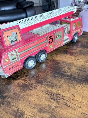 Tonka Red and Silver Ladder Fire Truck Toy